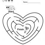 Fun Valentine's Day Maze Worksheet   Free Kindergarten Holiday   Valentine's Day Printable Puzzle